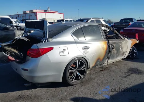 2015 Infiniti Q50 z USA, uszkodzony, nr VIN JN1BV7AP7FM342774